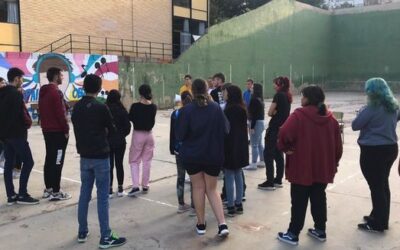 L’alumnat de 1r i 2n d’FP Bàsica de l’escola FP la Safor fa tasques de voluntariat